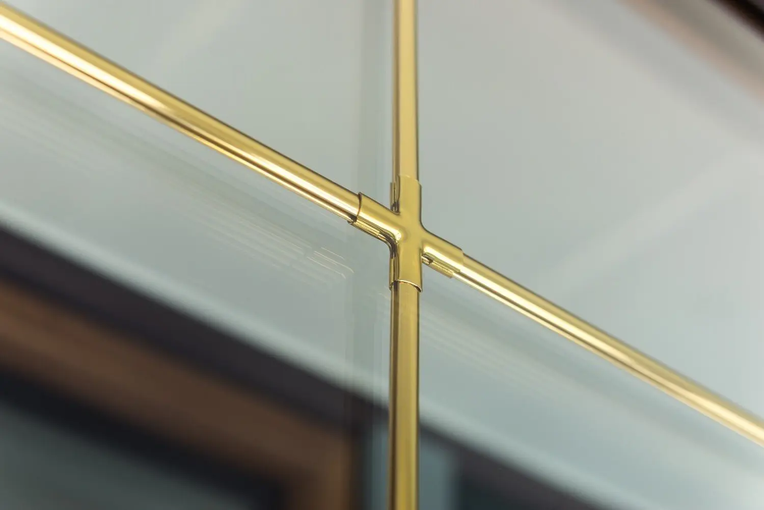 AP Fensterbau, Sprosse im LZR