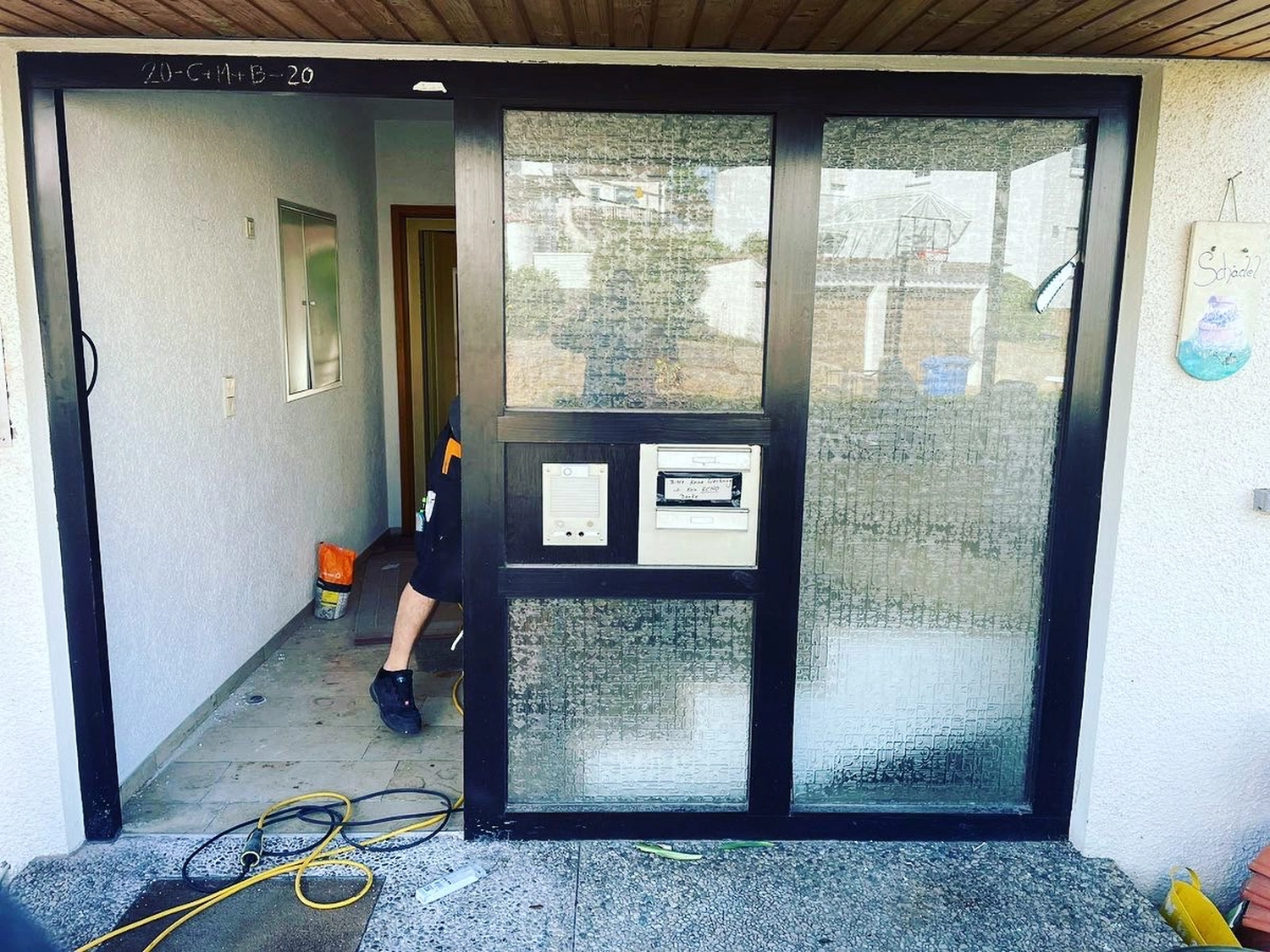 AP Fensterbau, Montage