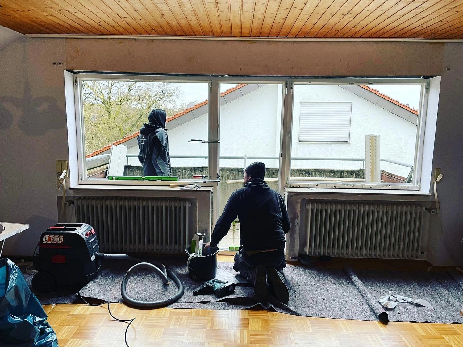 AP Fensterbau, Montage
